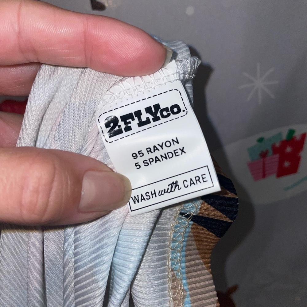 womens nwt large Geometric Pattern Sleeveless Top… - image 4